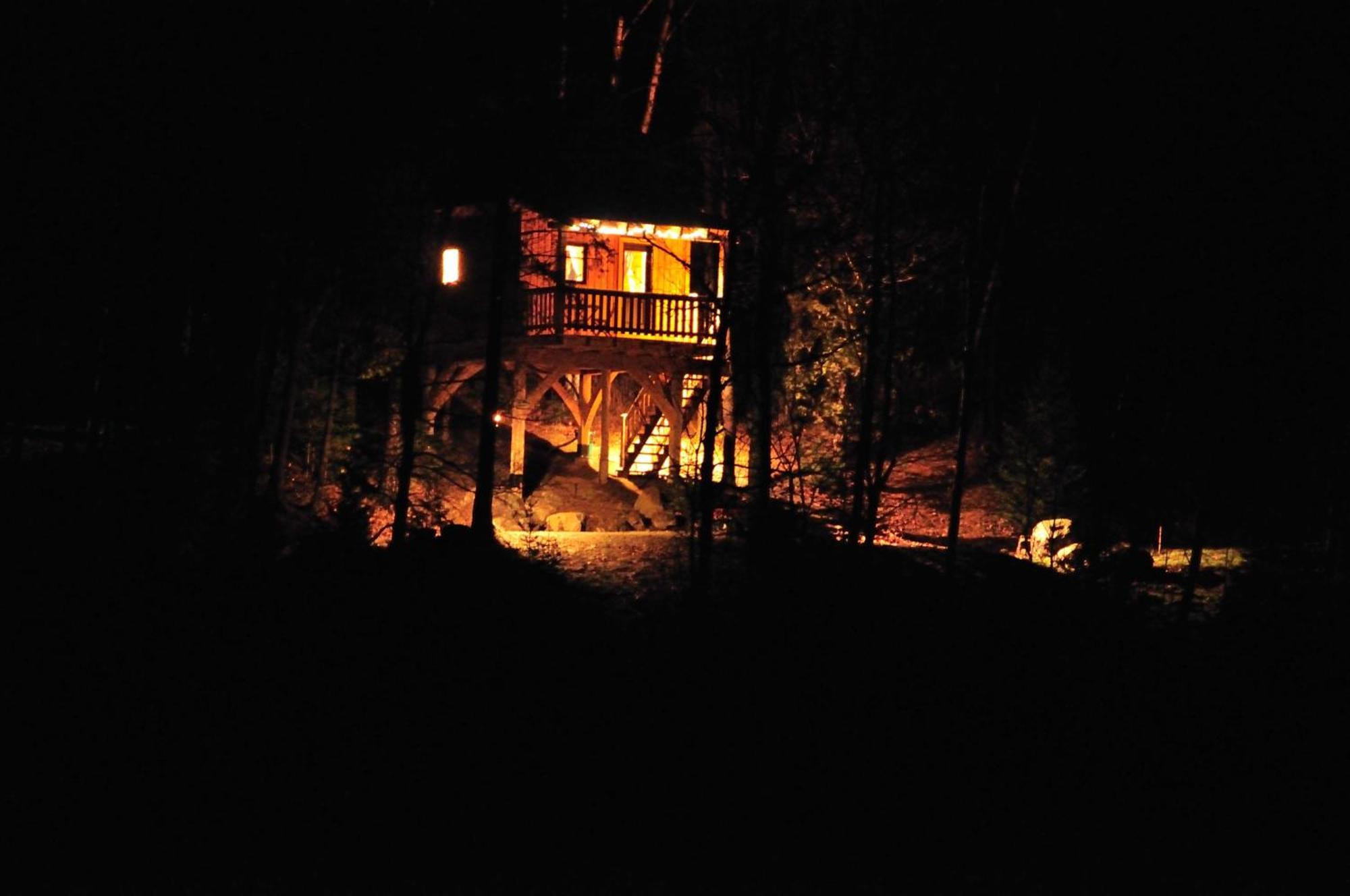 Les Cabanes Du Trappeur Wentworth-Nord Екстериор снимка