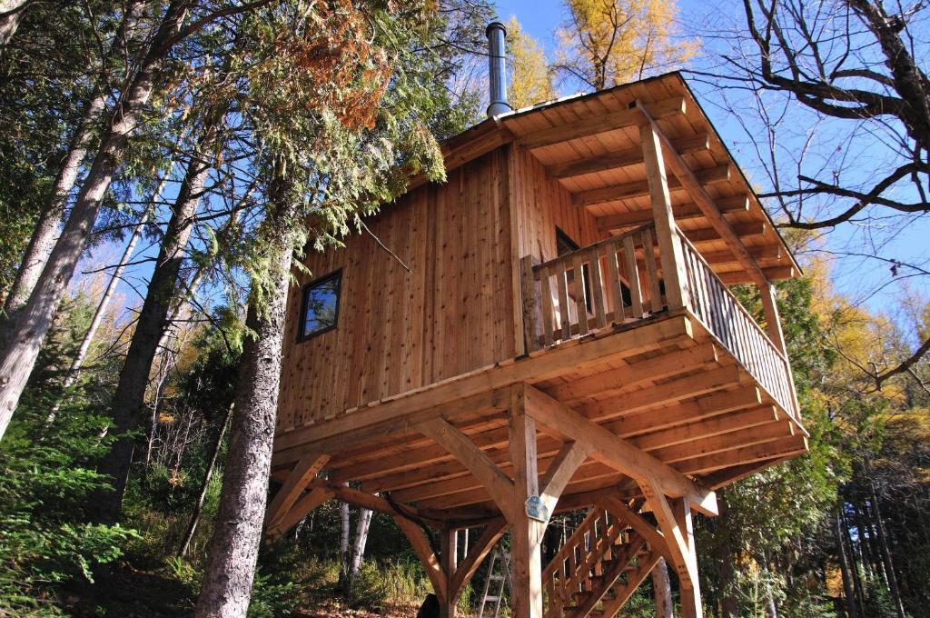 Les Cabanes Du Trappeur Wentworth-Nord Стая снимка
